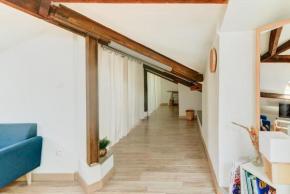 Joli loft mansardé